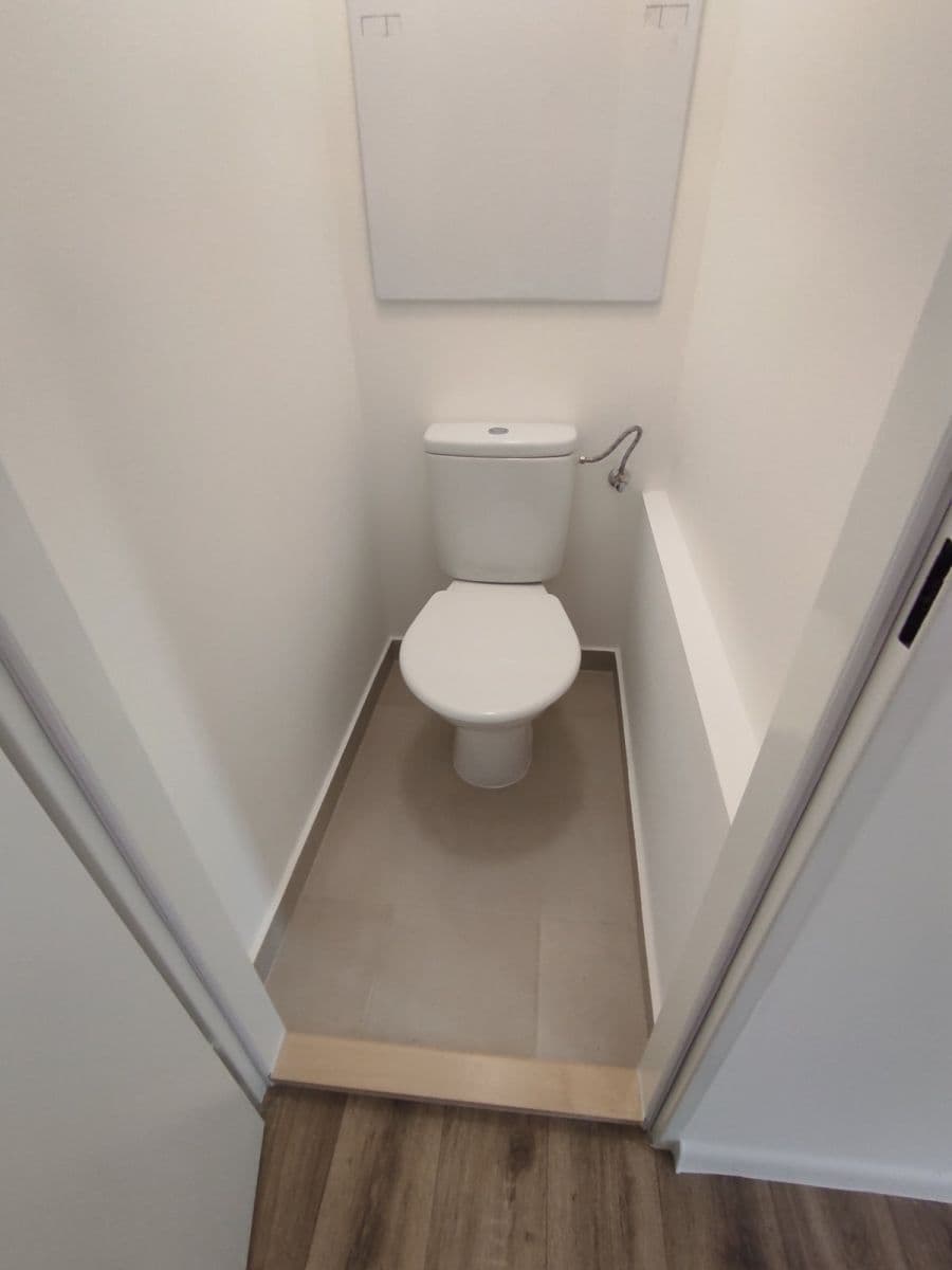 Prenájom bytu 3-izbový 54 m², Masarykova třída, Orlová, Moravskoslezský kraj Prenájom bytu 3-izbový 54 m², Masarykova třída, Orlová, Moravskoslezský kraj