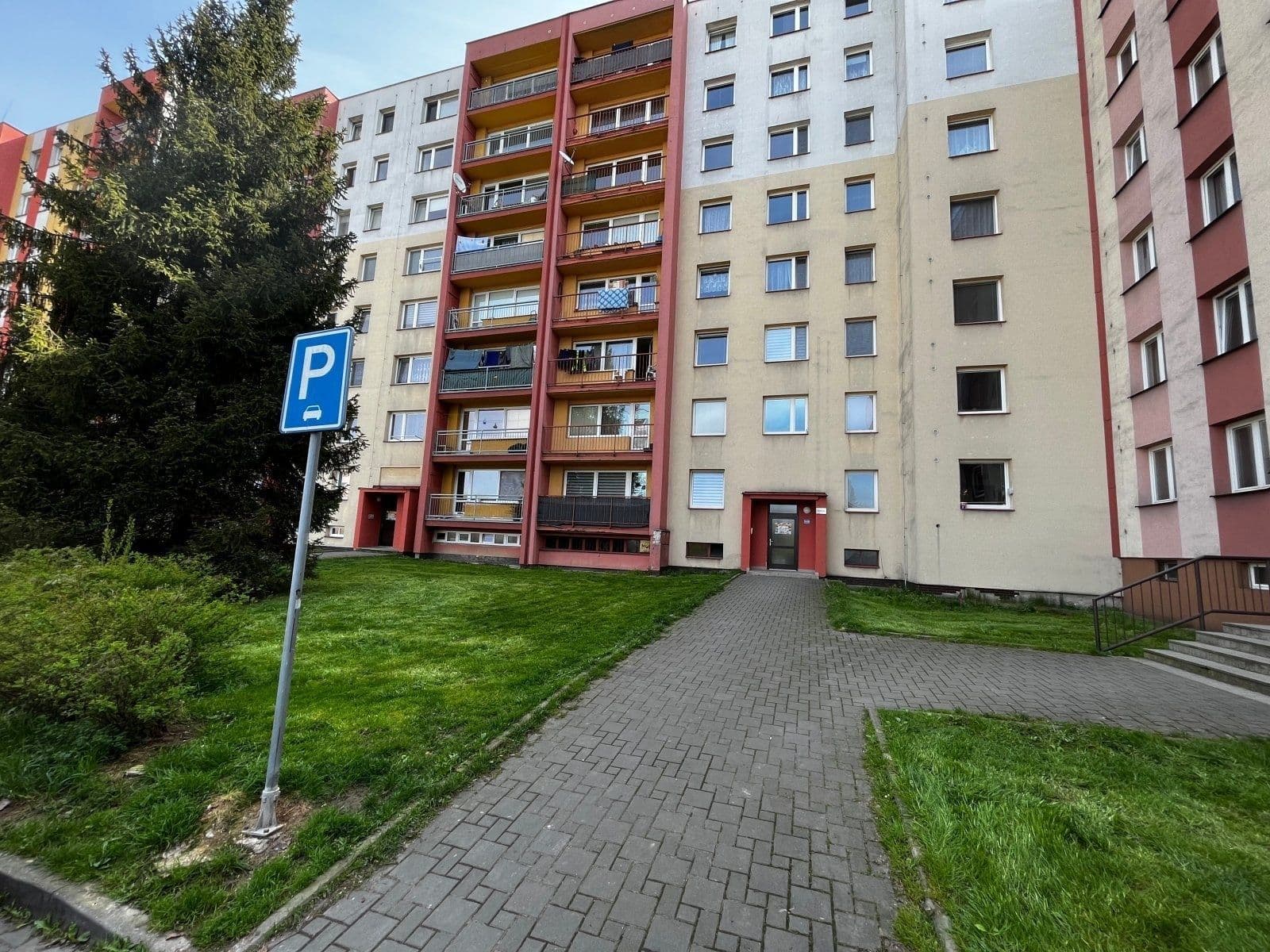 Prenájom bytu 3-izbový 72 m², Ke Studánce, Orlová, Moravskoslezský kraj Prenájom bytu 3-izbový 72 m², Ke Studánce, Orlová, Moravskoslezský kraj