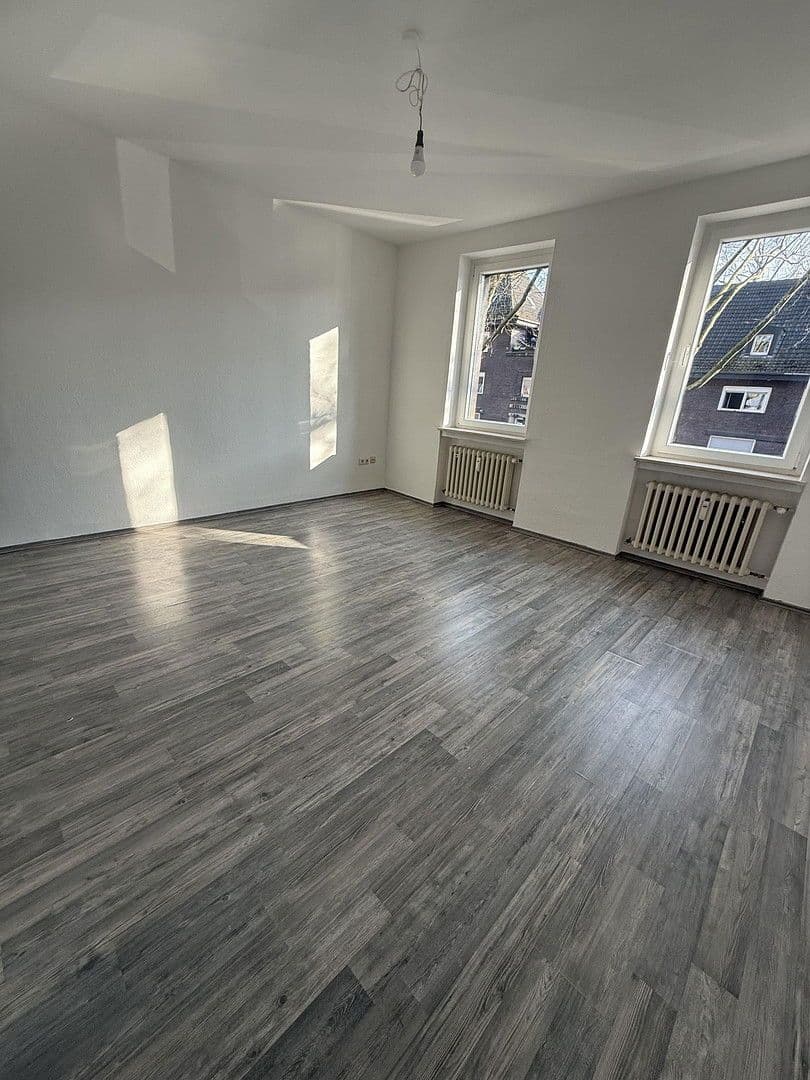 Prenájom bytu 1-izbový 40 m², Oberhausen, Severné Porýnie - Westfálsko Prenájom bytu 1-izbový 40 m², Oberhausen, Severné Porýnie - Westfálsko