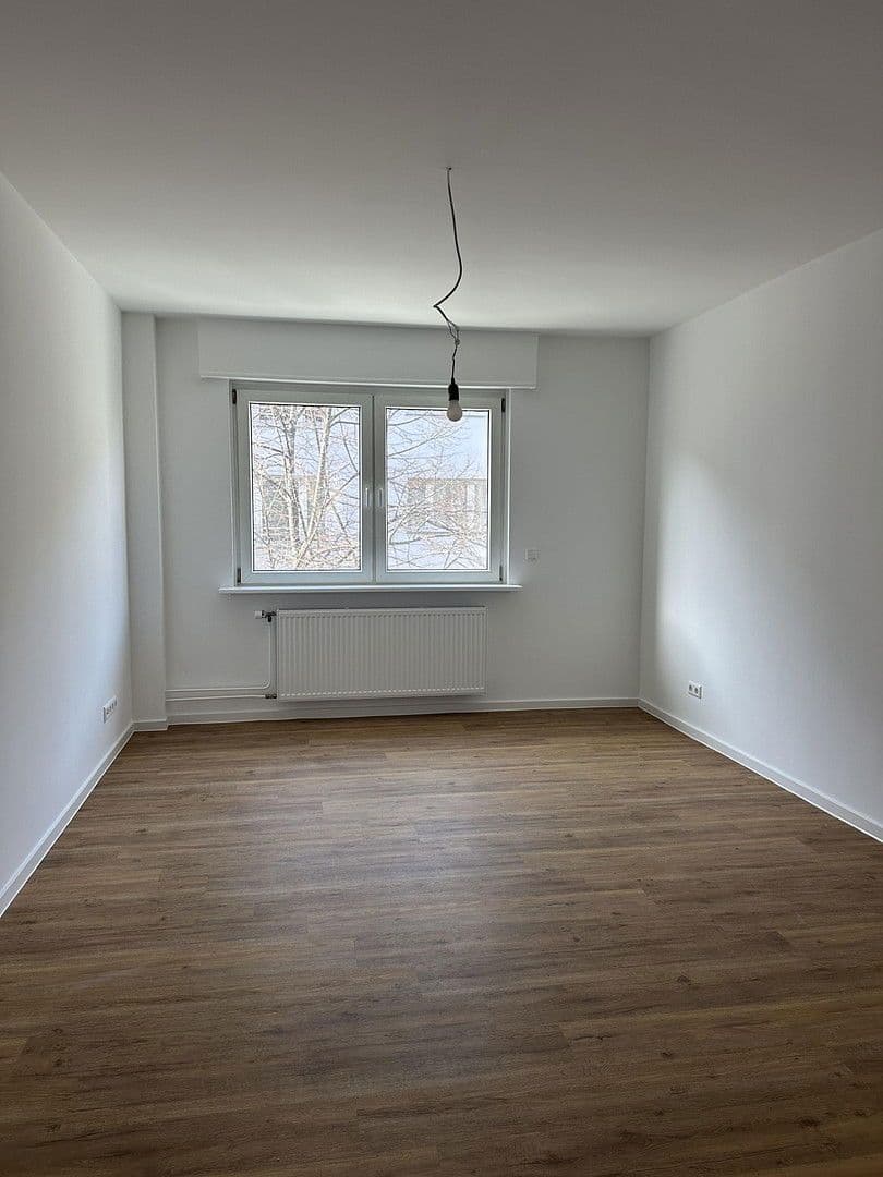 Prenájom bytu 2-izbový 65 m², Augartenstraße 27, Mannheim, Bádensko-Wurttembersko Prenájom bytu 2-izbový 65 m², Augartenstraße 27, Mannheim, Bádensko-Wurttembersko