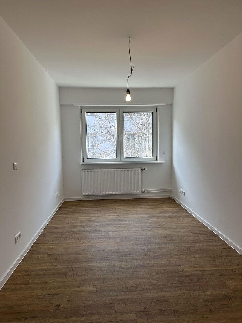 Prenájom bytu 2-izbový 65 m², Augartenstraße 27, Mannheim, Bádensko-Wurttembersko Prenájom bytu 2-izbový 65 m², Augartenstraße 27, Mannheim, Bádensko-Wurttembersko
