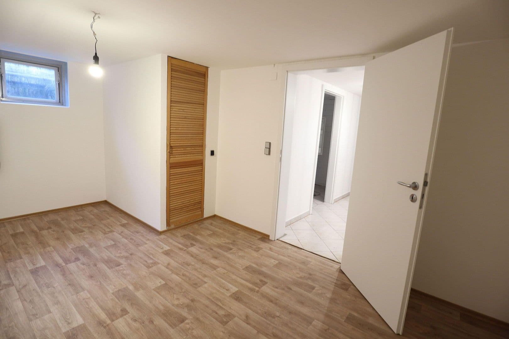 Prenájom domu 120 m², pozemek 285 m², Berlin, Berlín Prenájom domu 120 m², pozemek 285 m², Berlin, Berlín