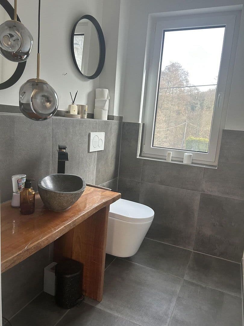 Prenájom domu 225 m², pozemek 1.012 m², Im Brochenbachtal 5, Sankt Katharinen, Porýnie-Falcko Prenájom domu 225 m², pozemek 1.012 m², Im Brochenbachtal 5, Sankt Katharinen, Porýnie-Falcko