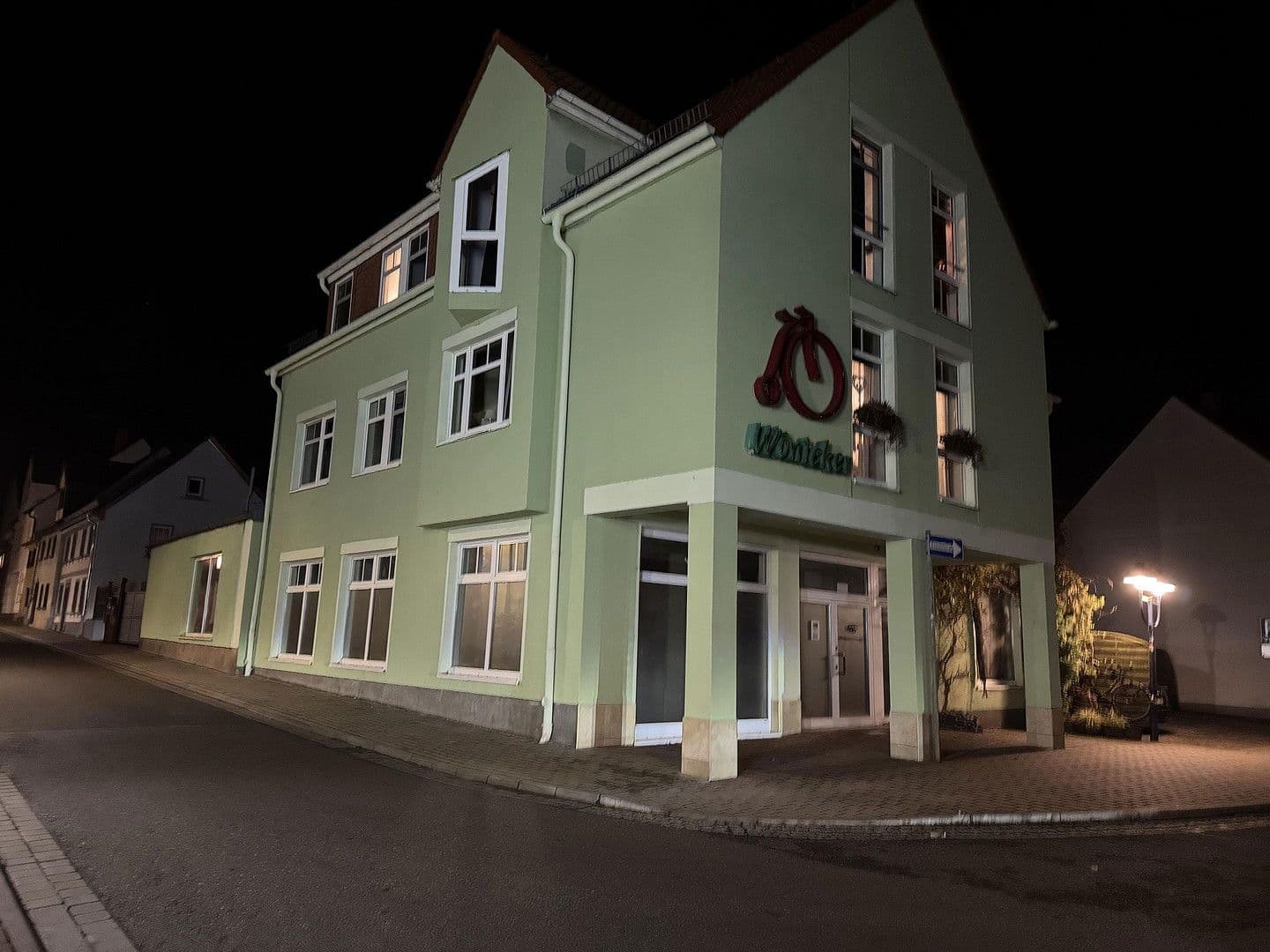 Prenájom kancelárie 40 m², Marienstr. 1, Rötha, Sasko Prenájom kancelárie 40 m², Marienstr. 1, Rötha, Sasko