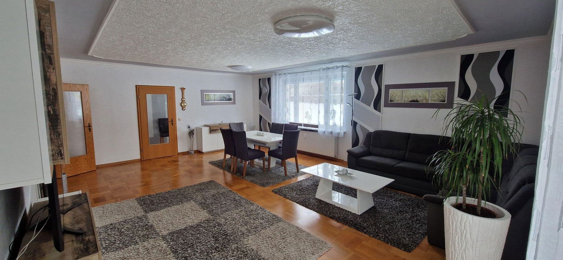 Predaj bytu 4-izbový 120 m², Wertheim, Bádensko-Wurttembersko Predaj bytu 4-izbový 120 m², Wertheim, Bádensko-Wurttembersko