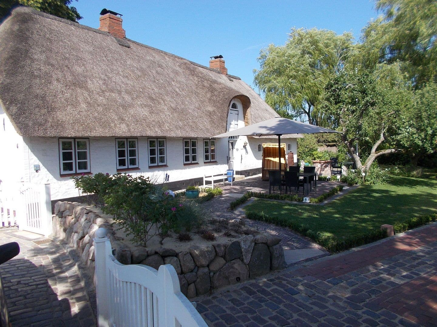 Predaj domu 129 m², pozemek 1.021 m², Schlossbergstraße 6, Stadum, Šlezvicko-Holštajnsko Predaj domu 129 m², pozemek 1.021 m², Schlossbergstraße 6, Stadum, Šlezvicko-Holštajnsko