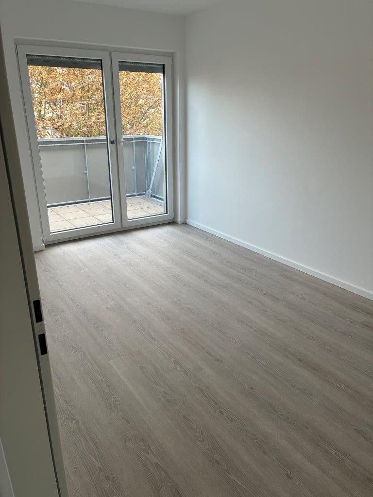 Prenájom bytu 2-izbový 54 m², Donnersbergstr. 33, Frankfurt, Hesensko Prenájom bytu 2-izbový 54 m², Donnersbergstr. 33, Frankfurt, Hesensko