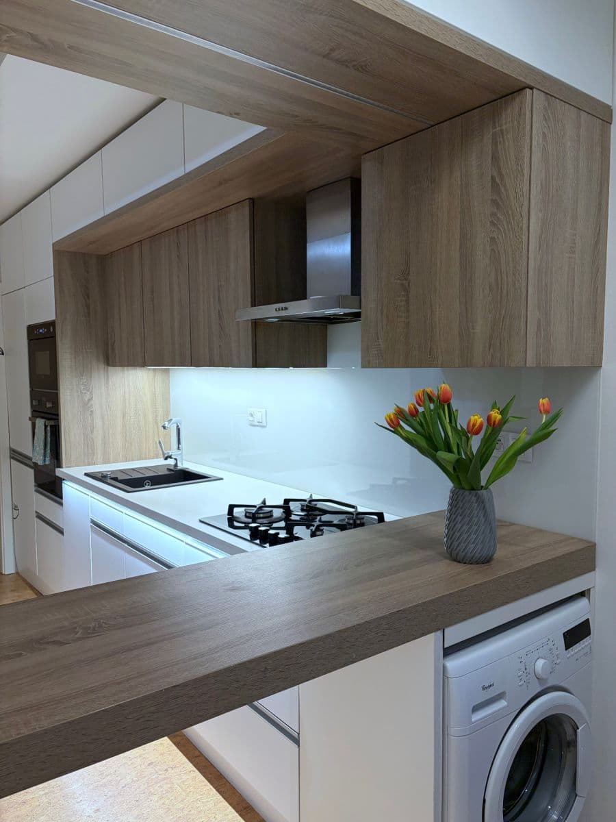 Prenájom bytu 3-izbový 68 m², Hluboká, Zlín, Zlínský kraj Prenájom bytu 3-izbový 68 m², Hluboká, Zlín, Zlínský kraj