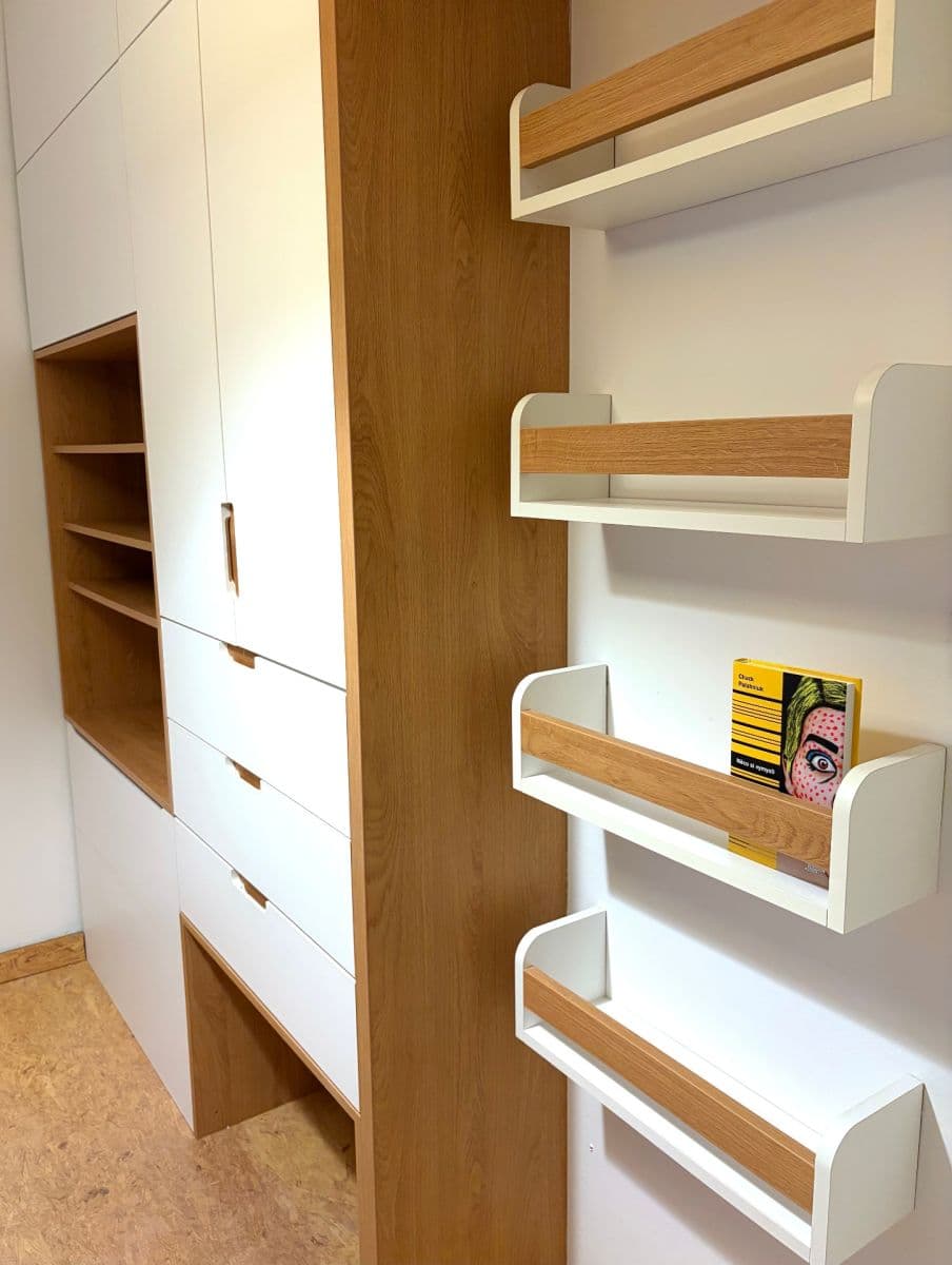 Prenájom bytu 3-izbový 68 m², Hluboká, Zlín, Zlínský kraj Prenájom bytu 3-izbový 68 m², Hluboká, Zlín, Zlínský kraj