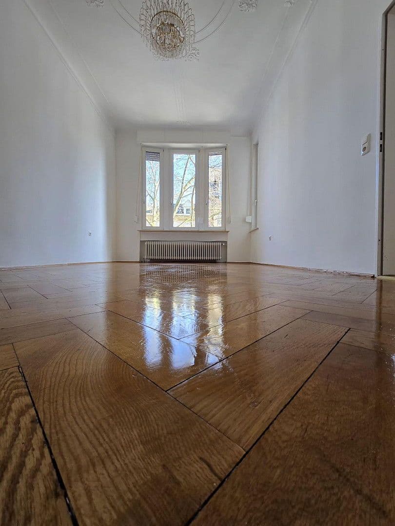 Prenájom bytu 2-izbový 65 m², Offenbach, Hesensko Prenájom bytu 2-izbový 65 m², Offenbach, Hesensko