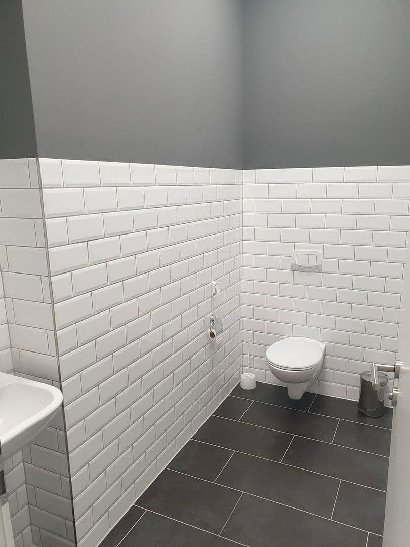 Prenájom nebytového priestoru 297 m², Pinneberstraße 155, Ellerbek, Šlezvicko-Holštajnsko Prenájom nebytového priestoru 297 m², Pinneberstraße 155, Ellerbek, Šlezvicko-Holštajnsko