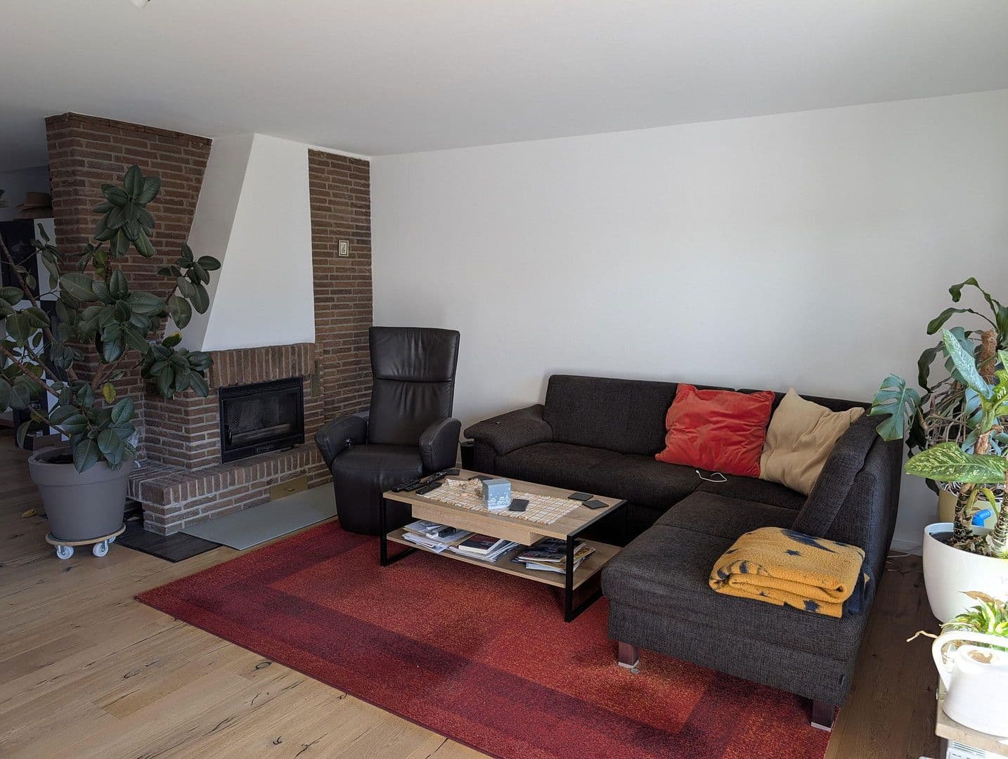 Predaj domu 188 m², pozemek 222 m², Leonberg, Bádensko-Wurttembersko Predaj domu 188 m², pozemek 222 m², Leonberg, Bádensko-Wurttembersko