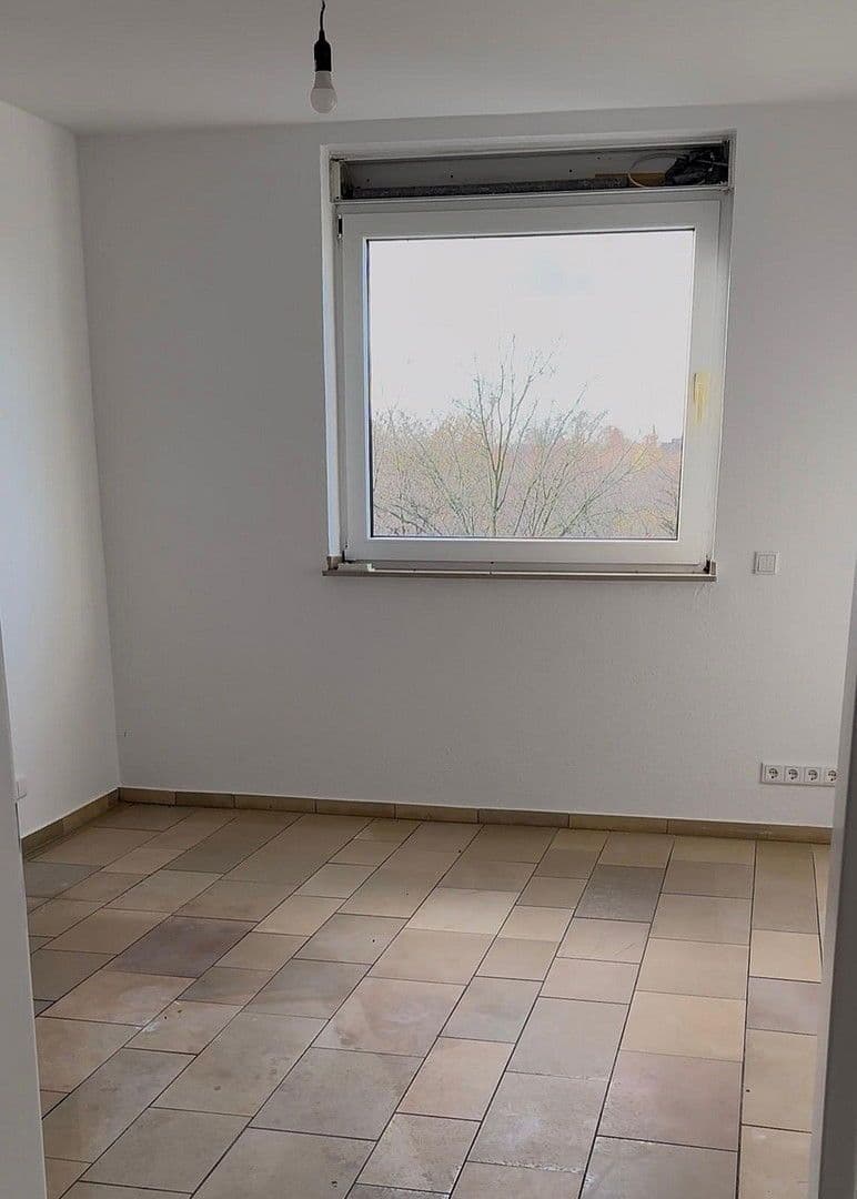 Prenájom bytu 2-izbový 65 m², Krefeld, Severné Porýnie - Westfálsko Prenájom bytu 2-izbový 65 m², Krefeld, Severné Porýnie - Westfálsko