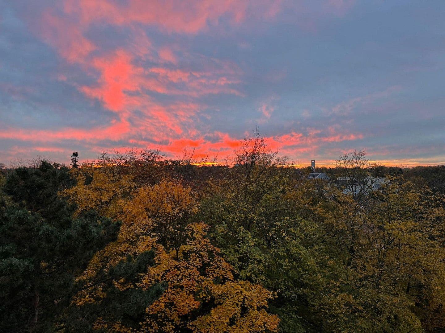 Prenájom bytu 2-izbový 65 m², Krefeld, Severné Porýnie - Westfálsko Prenájom bytu 2-izbový 65 m², Krefeld, Severné Porýnie - Westfálsko
