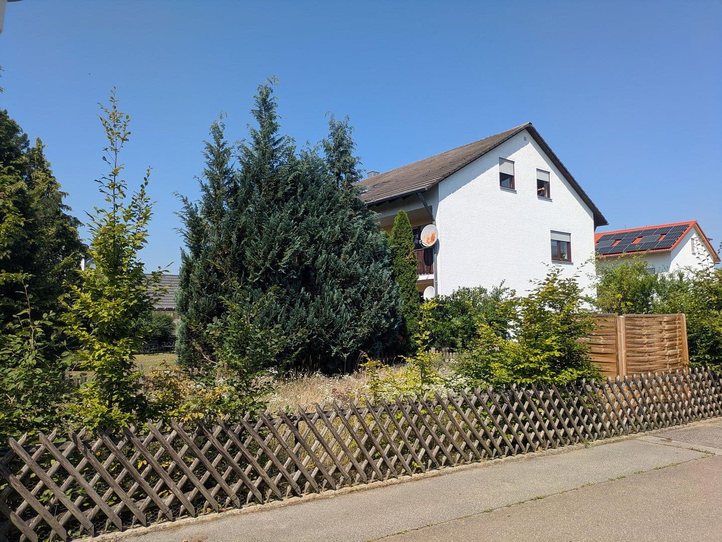 Predaj domu 339 m², pozemek 1.077 m², Schwanenstraße 3, Kelheim, Bavorsko Predaj domu 339 m², pozemek 1.077 m², Schwanenstraße 3, Kelheim, Bavorsko