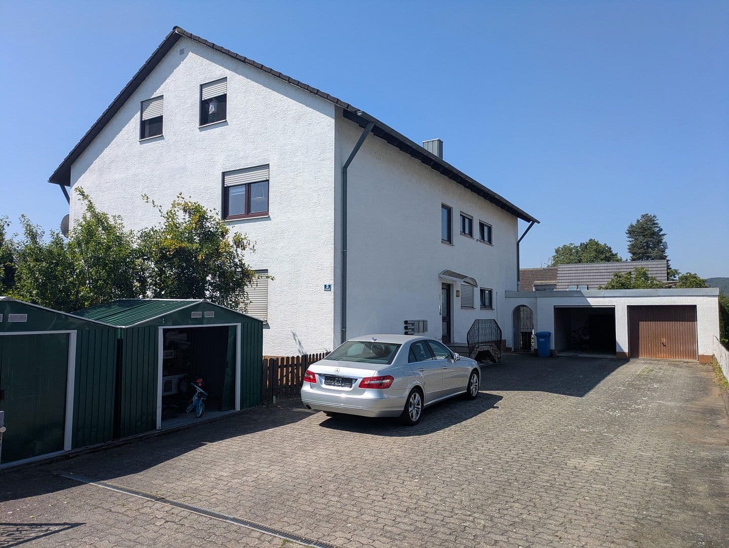 Predaj domu 339 m², pozemek 1.077 m², Schwanenstraße 3, Kelheim, Bavorsko Predaj domu 339 m², pozemek 1.077 m², Schwanenstraße 3, Kelheim, Bavorsko