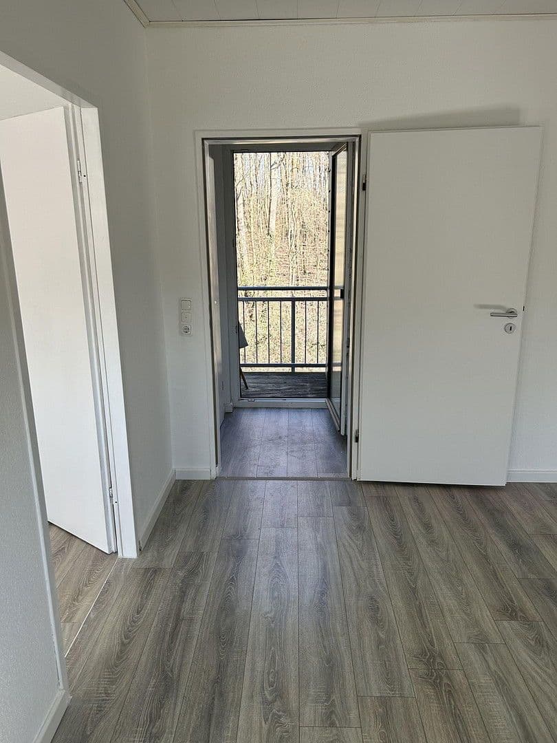 Prenájom bytu 3-izbový 74 m², Kerpen, Severné Porýnie - Westfálsko Prenájom bytu 3-izbový 74 m², Kerpen, Severné Porýnie - Westfálsko