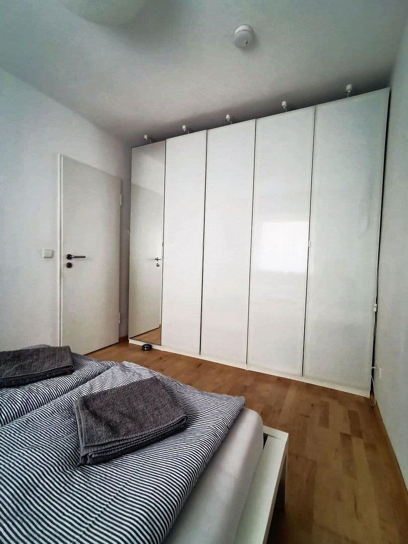 Prenájom bytu 2-izbový 49 m², Mannheim, Bádensko-Wurttembersko Prenájom bytu 2-izbový 49 m², Mannheim, Bádensko-Wurttembersko