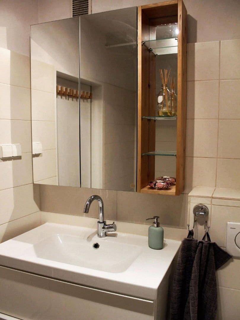 Prenájom bytu 2-izbový 49 m², Mannheim, Bádensko-Wurttembersko Prenájom bytu 2-izbový 49 m², Mannheim, Bádensko-Wurttembersko