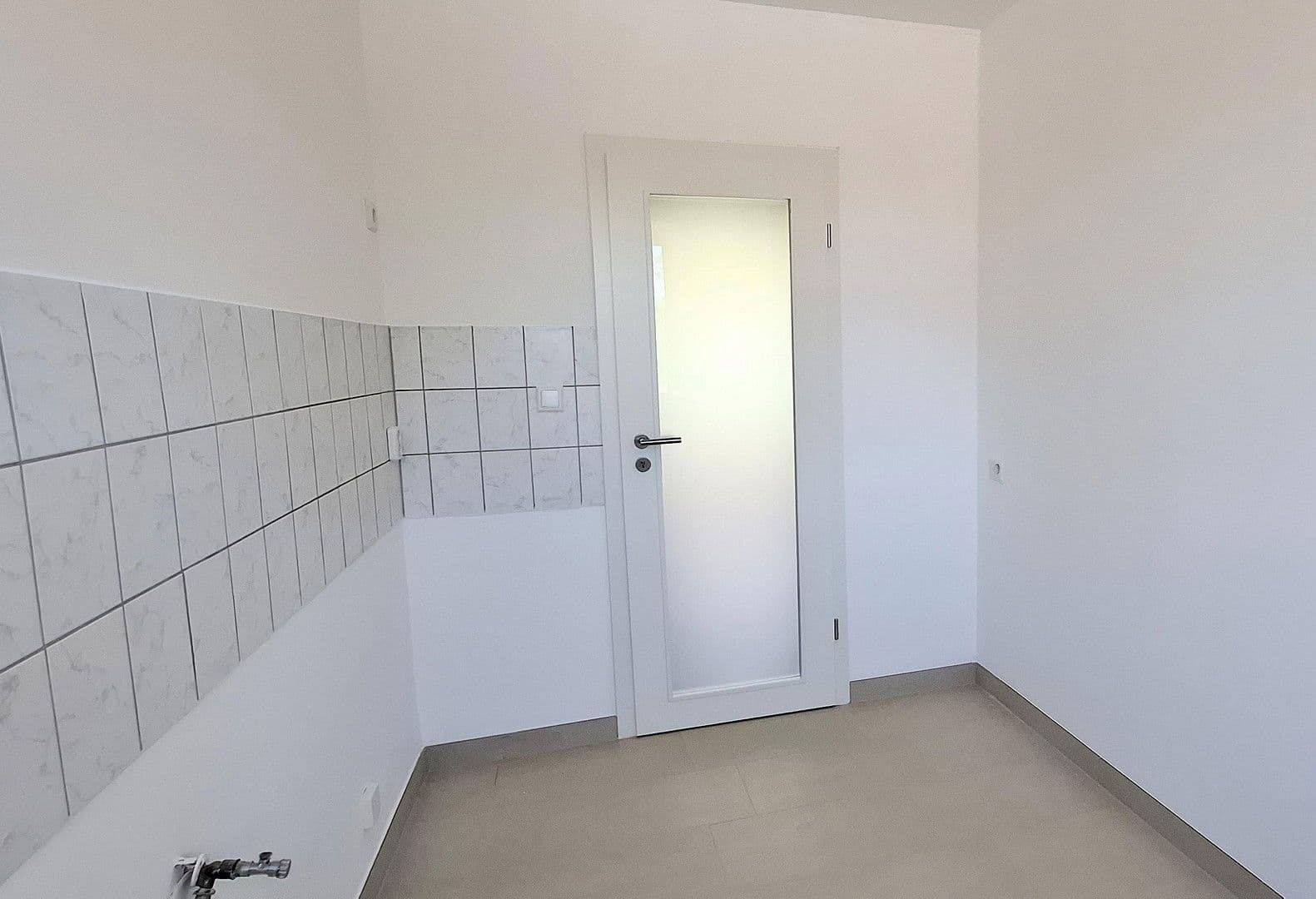 Prenájom bytu 3-izbový 62 m², Kellerstraße 12, Bad Sülze, Meklenbursko-Predpomoransko Prenájom bytu 3-izbový 62 m², Kellerstraße 12, Bad Sülze, Meklenbursko-Predpomoransko