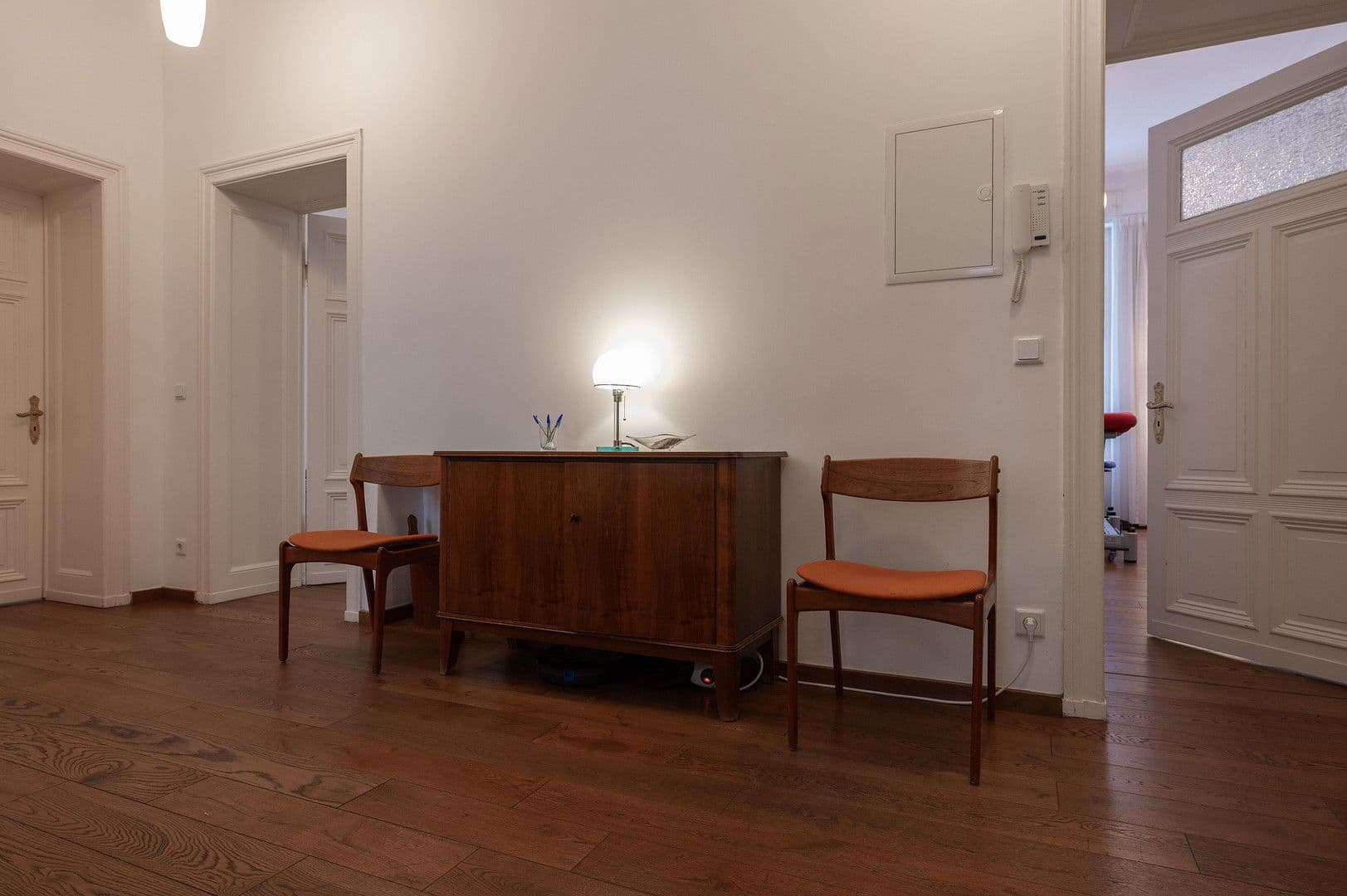 Predaj kancelárie 94 m², Erich-Weinert-Str. 5, Berlin, Berlín Predaj kancelárie 94 m², Erich-Weinert-Str. 5, Berlin, Berlín