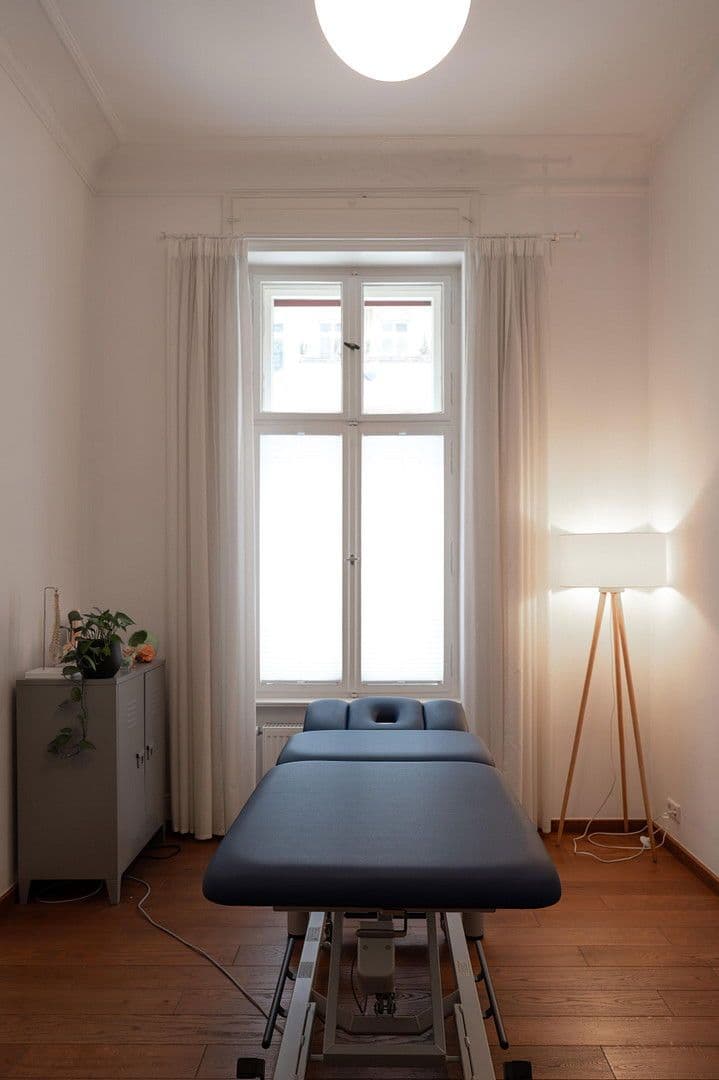 Predaj kancelárie 94 m², Erich-Weinert-Str. 5, Berlin, Berlín Predaj kancelárie 94 m², Erich-Weinert-Str. 5, Berlin, Berlín