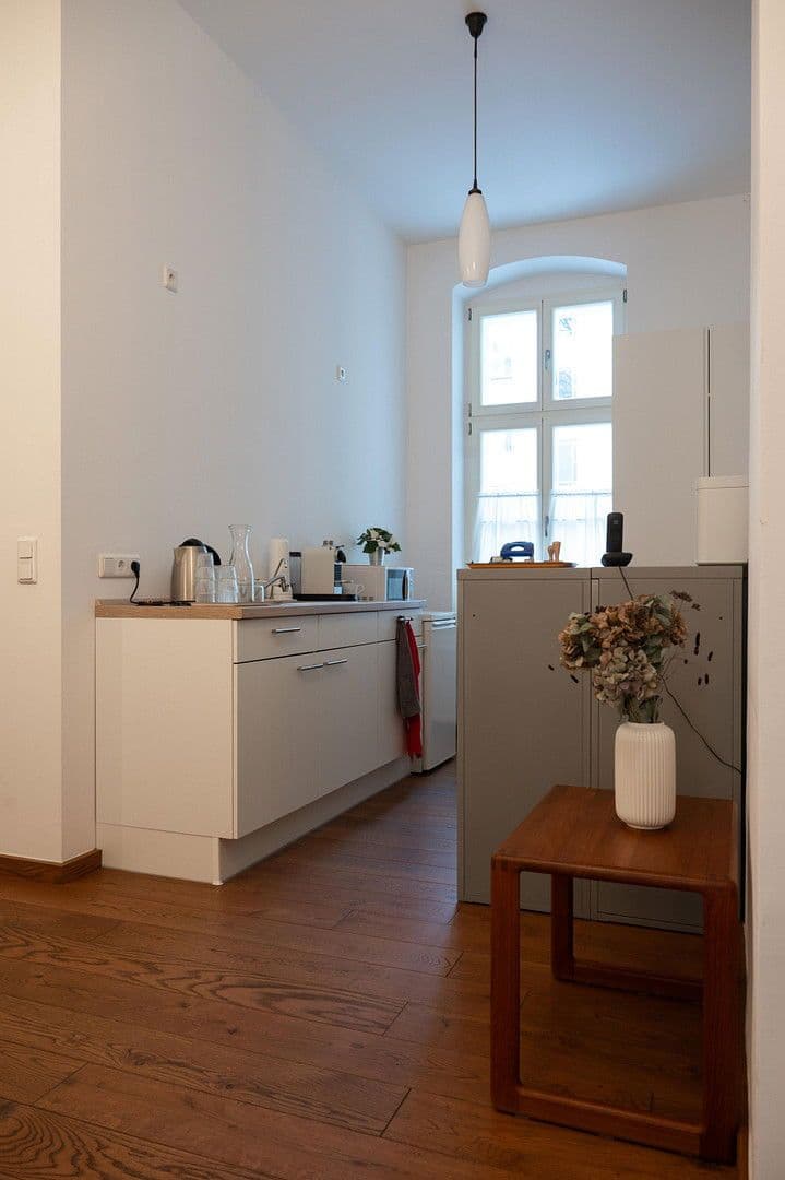 Predaj kancelárie 94 m², Erich-Weinert-Str. 5, Berlin, Berlín Predaj kancelárie 94 m², Erich-Weinert-Str. 5, Berlin, Berlín