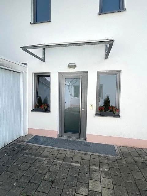 Prenájom domu 172 m², pozemek 325 m², Schneemannstrasse 0, München, Bavorsko Prenájom domu 172 m², pozemek 325 m², Schneemannstrasse 0, München, Bavorsko