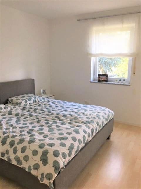 Prenájom domu 172 m², pozemek 325 m², Schneemannstrasse 0, München, Bavorsko Prenájom domu 172 m², pozemek 325 m², Schneemannstrasse 0, München, Bavorsko