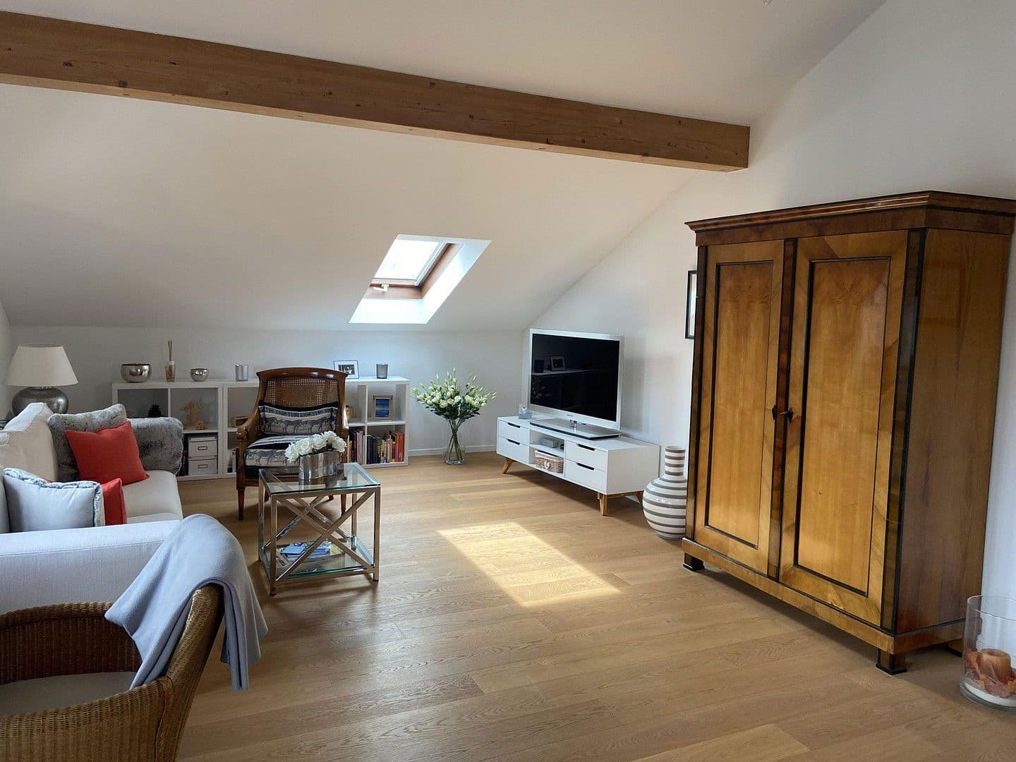 Predaj bytu 2-izbový 60 m², Bad Feilnbach, Bavorsko Predaj bytu 2-izbový 60 m², Bad Feilnbach, Bavorsko