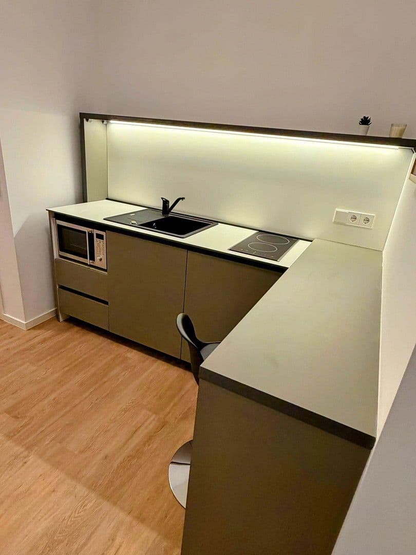 Prenájom bytu 1-izbový 30 m², Rotebühlstrasse 108, Stuttgart West, Bádensko-Wurttembersko Prenájom bytu 1-izbový 30 m², Rotebühlstrasse 108, Stuttgart West, Bádensko-Wurttembersko