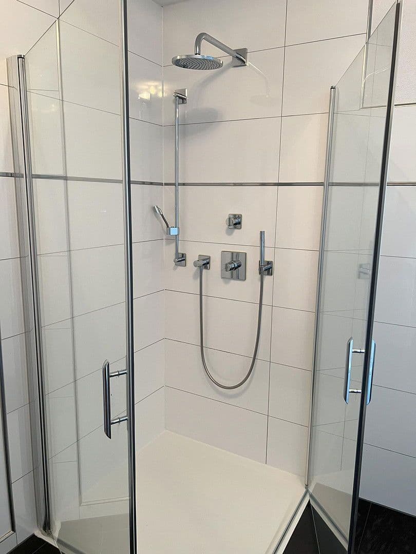 Prenájom bytu 2-izbový 84 m², Weingarten, Bádensko-Wurttembersko Prenájom bytu 2-izbový 84 m², Weingarten, Bádensko-Wurttembersko