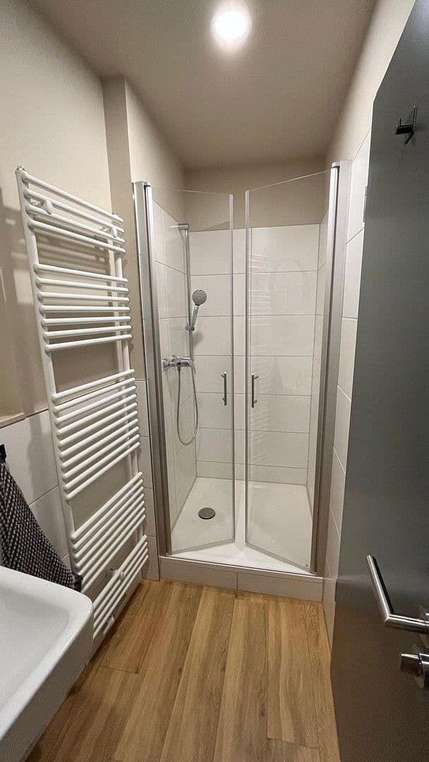 Prenájom kancelárie 155 m², Friedrich Ebert Strasse, Eisenberg, Durínsko Prenájom kancelárie 155 m², Friedrich Ebert Strasse, Eisenberg, Durínsko