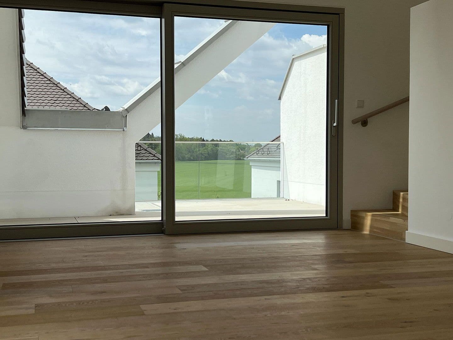 Predaj bytu 3-izbový 100 m², München, Bavorsko Predaj bytu 3-izbový 100 m², München, Bavorsko