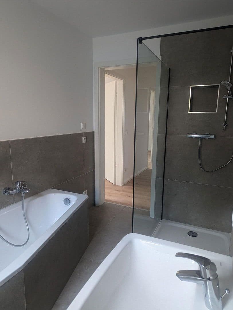 Prenájom bytu 3-izbový 79 m², Zinnowitz, Meklenbursko-Predpomoransko Prenájom bytu 3-izbový 79 m², Zinnowitz, Meklenbursko-Predpomoransko