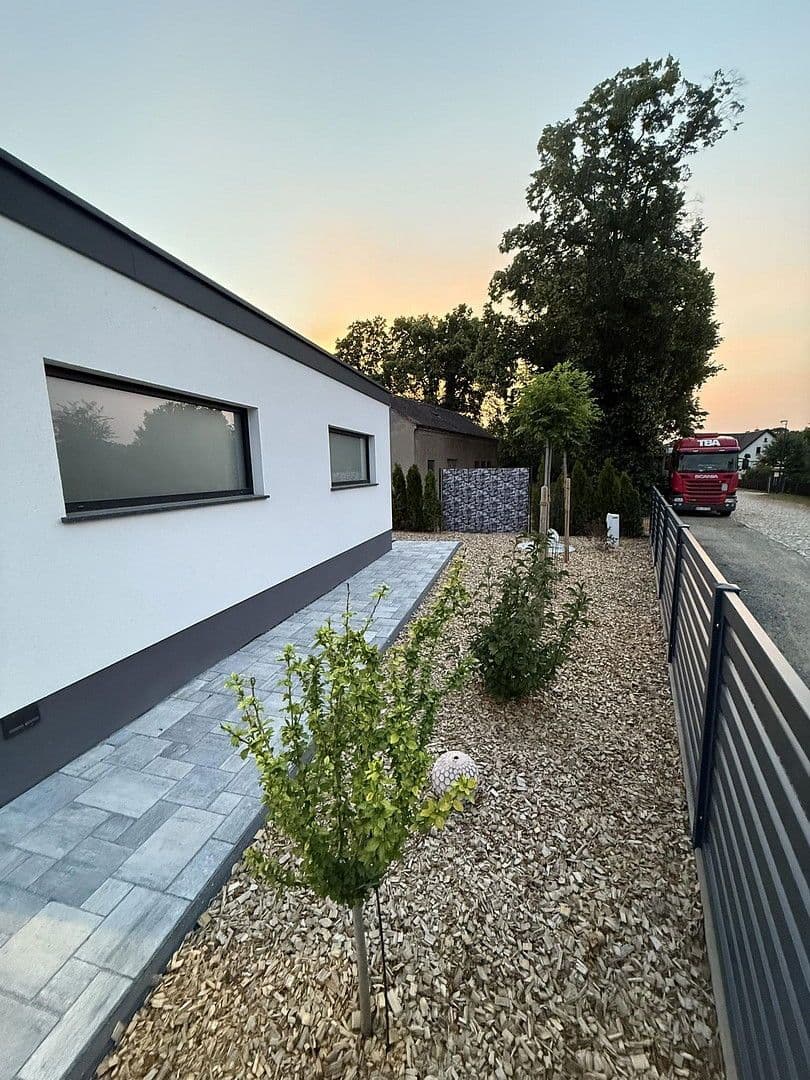 Predaj domu 220 m², pozemek 1.400 m², Senftenberg - Zły Komorow, Brandenbursko Predaj domu 220 m², pozemek 1.400 m², Senftenberg - Zły Komorow, Brandenbursko