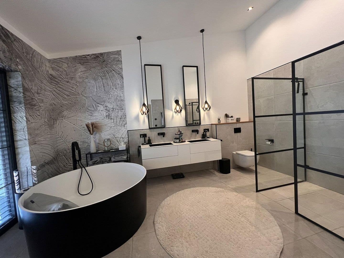 Predaj domu 220 m², pozemek 1.400 m², Senftenberg - Zły Komorow, Brandenbursko Predaj domu 220 m², pozemek 1.400 m², Senftenberg - Zły Komorow, Brandenbursko