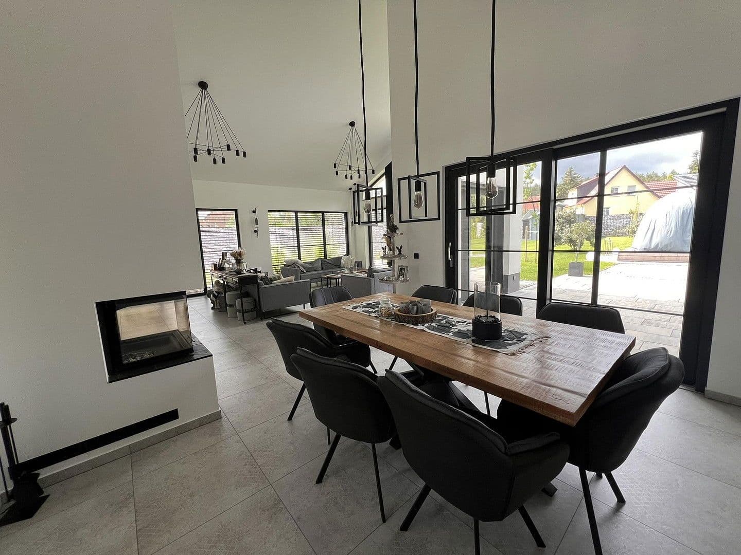 Predaj domu 220 m², pozemek 1.400 m², Senftenberg - Zły Komorow, Brandenbursko Predaj domu 220 m², pozemek 1.400 m², Senftenberg - Zły Komorow, Brandenbursko