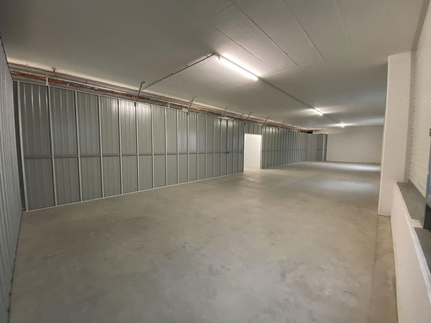 Prenájom nebytového priestoru 131 m², Robert-W.-Kempner-Str. 2a / Dahlemer Weg, Berlin, Berlín Prenájom nebytového priestoru 131 m², Robert-W.-Kempner-Str. 2a / Dahlemer Weg, Berlin, Berlín