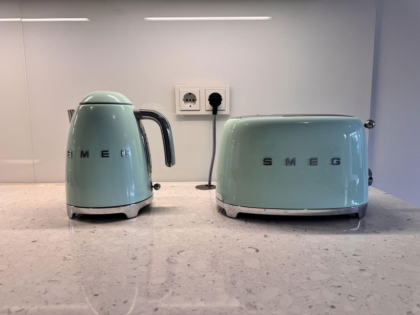 Prenájom bytu 2-izbový 78 m², Pariser Str. 23, Berlin, Berlín Prenájom bytu 2-izbový 78 m², Pariser Str. 23, Berlin, Berlín