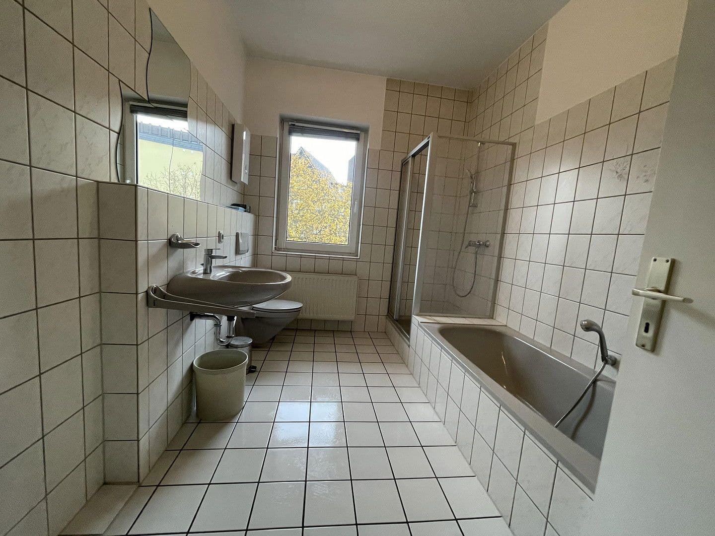 Prenájom bytu 2-izbový 83 m², Gummersbach, Severné Porýnie - Westfálsko Prenájom bytu 2-izbový 83 m², Gummersbach, Severné Porýnie - Westfálsko