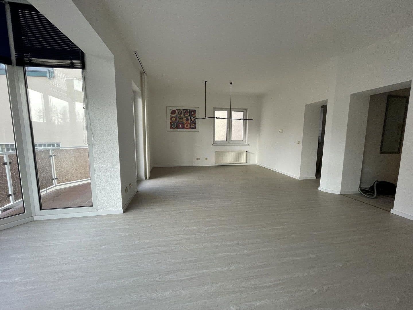 Prenájom bytu 2-izbový 83 m², Gummersbach, Severné Porýnie - Westfálsko Prenájom bytu 2-izbový 83 m², Gummersbach, Severné Porýnie - Westfálsko