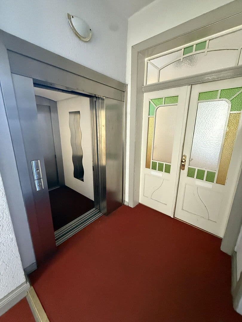 Prenájom bytu 3-izbový 92 m², Katharinenstr. 35, Hildesheim, Dolné Sasko Prenájom bytu 3-izbový 92 m², Katharinenstr. 35, Hildesheim, Dolné Sasko