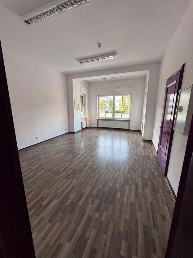 Prenájom kancelárie 160 m², Nordanlage 37, Gießen, Hesensko Prenájom kancelárie 160 m², Nordanlage 37, Gießen, Hesensko