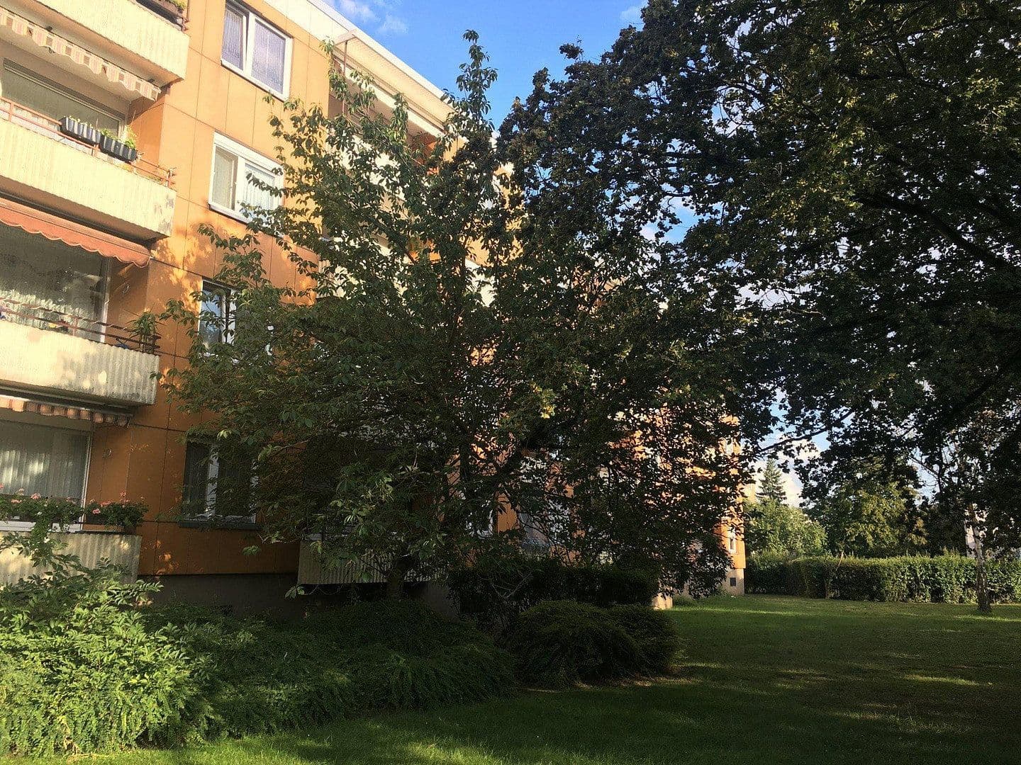 Prenájom bytu 2-izbový 63 m², Frankfurt, Hesensko Prenájom bytu 2-izbový 63 m², Frankfurt, Hesensko