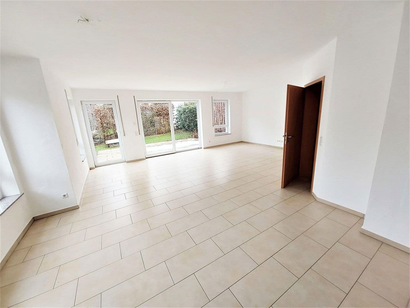 Prenájom domu 158 m², pozemek 239 m², Aalen, Bádensko-Wurttembersko Prenájom domu 158 m², pozemek 239 m², Aalen, Bádensko-Wurttembersko