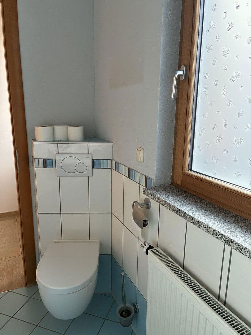 Prenájom bytu 220 m², Groß-Umstadt, Hesensko Prenájom bytu 220 m², Groß-Umstadt, Hesensko