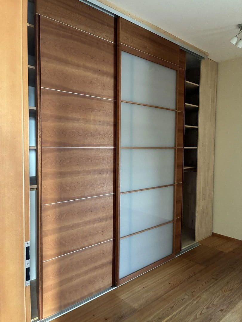 Prenájom bytu 220 m², Groß-Umstadt, Hesensko Prenájom bytu 220 m², Groß-Umstadt, Hesensko