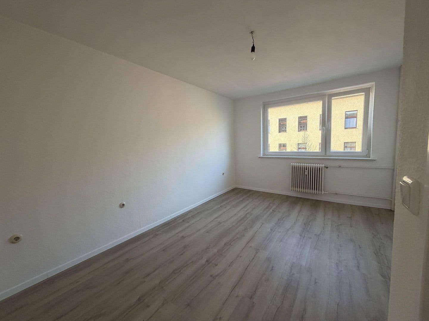 Predaj bytu 2-izbový 57 m², Stendale Str. 16, Berlin, Berlín Predaj bytu 2-izbový 57 m², Stendale Str. 16, Berlin, Berlín