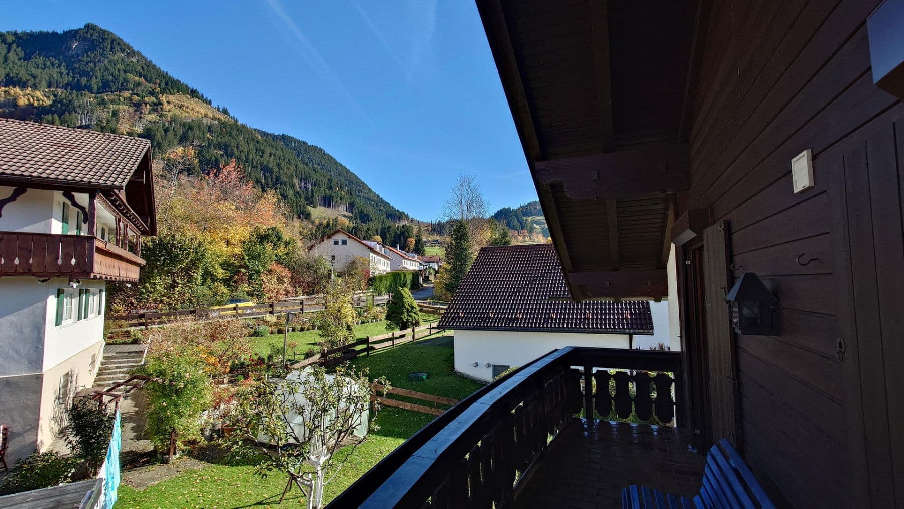 Predaj domu 200 m², pozemek 1.000 m², Burgberg im Allgäu, Bavorsko Predaj domu 200 m², pozemek 1.000 m², Burgberg im Allgäu, Bavorsko